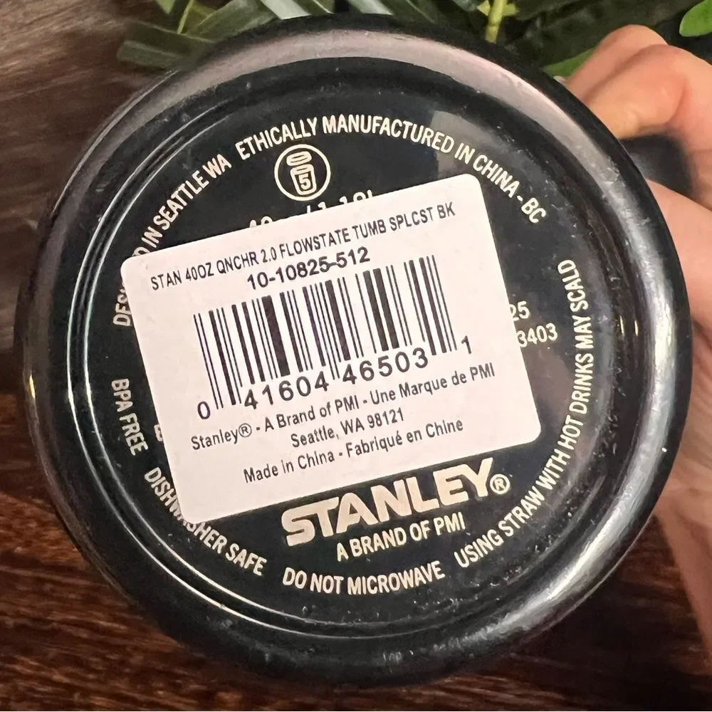 Stanley Halloween 40oz H2.0 Flowstate Quencher Tumbler in Spellcast Black. NWT! - Picture 10 of 11